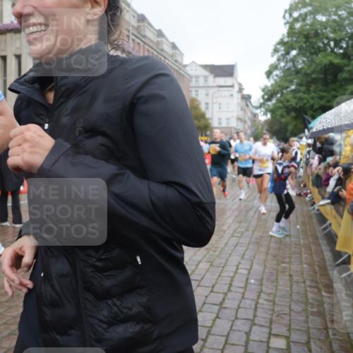 13.09.2026 - Kiel Lauf Yannick Fuchs http://msf.ph/oto/10412834 13.09.2026 10:44:19 Ziel 702, 1275, 1335, 1377, 1379, 1439, 1839, 2289, 2545, 2729, 2826, 3009, 3186, 3469, 3918, 5183, 5697, 5711, 5740, 5778, 5859, 6059, 6229, 6611, 6959, 7114, 7250, 7291, 7504, 7534, 7872, 7900, 9082, 9229, 9286, 9401, 9596, 10205, 10405, 10406, 11019, 11195, 11205, 11262, 11352, 11538, 11716, 11784, 11940, 12152, 12839, 56, 202, 305, 318, 371, 939, 1029, 1118, 1215, 1242, 1956, 1977, 2316, 2653, 2861, 2873, 2971, 3258, 3292, 3308, 3573, 3734, 3806, 4422, 4669, 4728, 4746 meine-sportfotos.de