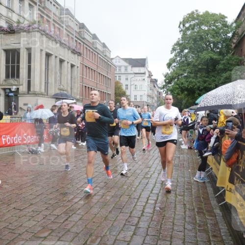 13.09.2026 - Kiel Lauf Yannick Fuchs http://msf.ph/oto/10412849 13.09.2026 10:44:20 Ziel 702, 1275, 1335, 1377, 1379, 1439, 1839, 2289, 2545, 2729, 2826, 3009, 3186, 3469, 3918, 5183, 5294, 5599, 5697, 5711, 5740, 5778, 5859, 6059, 6229, 6611, 6959, 7114, 7250, 7291, 7504, 7534, 7872, 7900, 9082, 9229, 9286, 9401, 9596, 10205, 10405, 10406, 11019, 11195, 11205, 11262, 11352, 11538, 11716, 11940, 12152, 12839, 56, 202, 305, 318, 371, 939, 1029, 1118, 1215, 1242, 1956, 1977, 2316, 2653, 2861, 2873, 2971, 3258, 3292, 3308, 3573, 3734, 3806, 4422, 4728, 4746, 688 meine-sportfotos.de