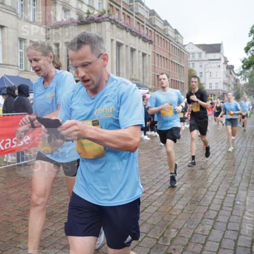 13.09.2026 - Kiel Lauf Yannick Fuchs http://msf.ph/oto/10412926 13.09.2026 10:44:26 Ziel 501, 1275, 1335, 1377, 1379, 1439, 2289, 2545, 2826, 3009, 3469, 3980, 5183, 5294, 5599, 5697, 5699, 5740, 5778, 5859, 6229, 6611, 6959, 7250, 7291, 7468, 7504, 7677, 7763, 8536, 8701, 9286, 9401, 9596, 10205, 11165, 11347, 11352, 11538, 11716, 11851, 11938, 11940, 12425, 12589, 12839, 12842, 56, 202, 305, 318, 702, 939, 1118, 1215, 1242, 1379, 1839, 1956, 1977, 2316, 2729, 2861, 2873, 3186, 3308, 3573, 3806, 3918, 4422, 4728, 4746, 5859, 6059, 7534, 688 meine-sportfotos.de