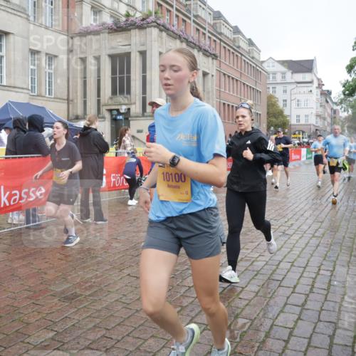 13.09.2026 - Kiel Lauf Yannick Fuchs http://msf.ph/oto/10412956 13.09.2026 10:44:28 Ziel 501, 1275, 1335, 1377, 1439, 2289, 2545, 2659, 2826, 2837, 2920, 3009, 3469, 3980, 4243, 5294, 5599, 5697, 5699, 5740, 5778, 6229, 6611, 6711, 6959, 7250, 7291, 7468, 7504, 7677, 7763, 8536, 8701, 9286, 9401, 9596, 11165, 11347, 11352, 11538, 11716, 11851, 11938, 11940, 12425, 12589, 12839, 12842, 56, 202, 305, 318, 702, 939, 1118, 1242, 1379, 1439, 1839, 1956, 1977, 2729, 2826, 2861, 2873, 3186, 3573, 3806, 3918, 4422, 4728, 4746, 5183, 5740, 5859, 6059, 7250, 7534, 688 meine-sportfotos.de