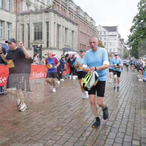 13.09.2026 - Kiel Lauf Yannick Fuchs http://msf.ph/oto/10412995 13.09.2026 10:44:31 Ziel 501, 1275, 1335, 1377, 2289, 2545, 2659, 2837, 2920, 3009, 3980, 4243, 4432, 5294, 5599, 5697, 5699, 5778, 6194, 6229, 6711, 6959, 7468, 7504, 7677, 7763, 8536, 8701, 9596, 11165, 11347, 11352, 11716, 11851, 11938, 12425, 12589, 12842, 202, 318, 702, 939, 1118, 1242, 1379, 1439, 1839, 1956, 2729, 2826, 2861, 2873, 3186, 3469, 3573, 3806, 3918, 4422, 5183, 5740, 5859, 6059, 6611, 7250, 7291, 7504, 7534, 688, 1323, 2952, 3591 meine-sportfotos.de