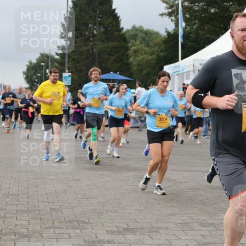 13.09.2026 - Kiel Lauf Andreas Tolksdorf http://msf.ph/oto/10413022 13.09.2026 10:03:39 Kiellinie 3554, 11394, 1334, 4456 meine-sportfotos.de