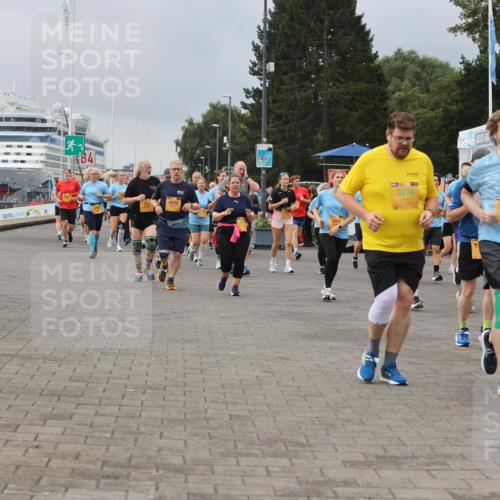 13.09.2026 - Kiel Lauf Andreas Tolksdorf http://msf.ph/oto/10413059 13.09.2026 10:03:41 Kiellinie 4, 3278, 5478, 6974 meine-sportfotos.de