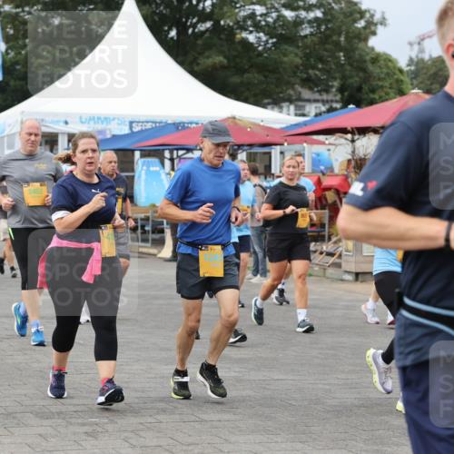 13.09.2026 - Kiel Lauf Andreas Tolksdorf http://msf.ph/oto/10413169 13.09.2026 10:03:47 Kiellinie 24, 9732, 8452, 8639 meine-sportfotos.de