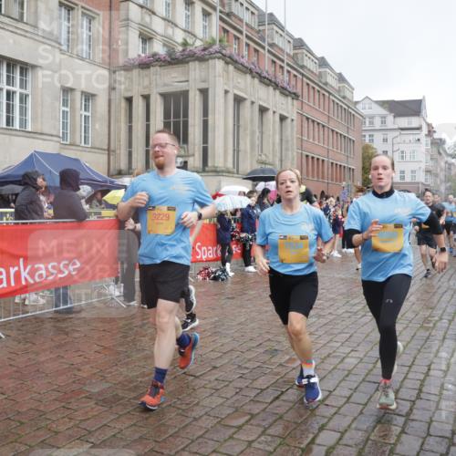 13.09.2026 - Kiel Lauf Yannick Fuchs http://msf.ph/oto/10413201 13.09.2026 10:44:46 Ziel 688, 1323, 1357, 1751, 1753, 2189, 2488, 2952, 3134, 3152, 3282, 3591, 4033, 4432, 4532, 4829, 5420, 5567, 6194, 6580, 6637, 6731, 7122, 7279, 7701, 7910, 8445, 8669, 9326, 10082, 11427, 11714, 11731, 12105, 12543, 12569, 12620, 501, 702, 1275, 1335, 1377, 1379, 1439, 1839, 2289, 2545, 2659, 2729, 2826, 2837, 2920, 3009, 3186, 3469, 3918, 3980, 4243, 4432, 5183, 5294, 5599, 5697, 5699, 5740, 5778, 5859, 6059, 6194, 6229, 6611, 6711, 6959, 7250, 7291, 7468, 7504, 7534, 7677 meine-sportfotos.de