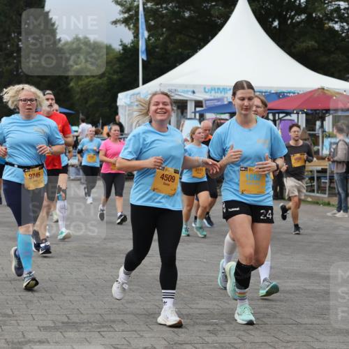 13.09.2026 - Kiel Lauf Andreas Tolksdorf http://msf.ph/oto/10413208 13.09.2026 10:03:50 Kiellinie 3111, 38, 1562, 9745, 4509, 24 meine-sportfotos.de