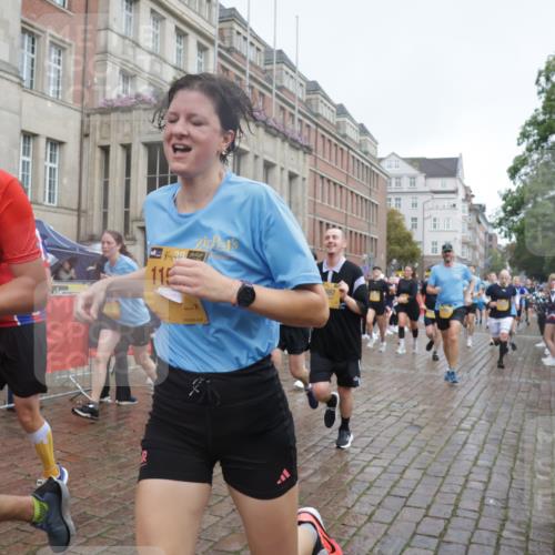 13.09.2026 - Kiel Lauf Yannick Fuchs http://msf.ph/oto/10413340 13.09.2026 10:44:55 Ziel 427, 451, 1181, 1323, 1357, 2189, 2952, 3591, 4829, 6731, 7327, 8198, 8669, 8941, 9326, 9917, 10388, 10572, 11731, 12240, 12543, 12620, 501, 688, 1275, 1335, 1357, 1377, 1751, 1753, 2289, 2488, 2545, 2659, 2837, 2920, 3009, 3134, 3152, 3282, 3469, 3980, 4033, 4243, 4432, 4532, 5294, 5420, 5567, 5599, 5697, 5699, 5778, 6194, 6229, 6580, 6637, 6711, 6959, 7122, 7279, 7468, 7504, 7677, 7701, 7910, 8445, 10082, 1482, 1590, 2391, 4588, 5220, 5361 meine-sportfotos.de