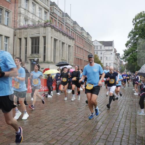 13.09.2026 - Kiel Lauf Yannick Fuchs http://msf.ph/oto/10413354 13.09.2026 10:44:56 Ziel 427, 451, 1181, 1323, 2189, 2952, 3591, 4829, 6298, 6731, 7327, 8198, 8669, 8941, 9326, 9917, 10388, 10572, 11731, 12240, 12543, 12620, 501, 688, 1275, 1335, 1357, 1377, 1751, 1753, 2289, 2488, 2545, 2659, 2837, 2920, 3009, 3134, 3152, 3282, 3980, 4033, 4243, 4432, 4532, 5294, 5420, 5567, 5599, 5697, 5699, 5778, 6194, 6229, 6580, 6637, 6711, 6959, 7122, 7279, 7468, 7504, 7677, 7701, 7910, 8445, 8669, 10082, 1482, 1590, 2391, 3285, 3796, 4588, 5220, 5361 meine-sportfotos.de