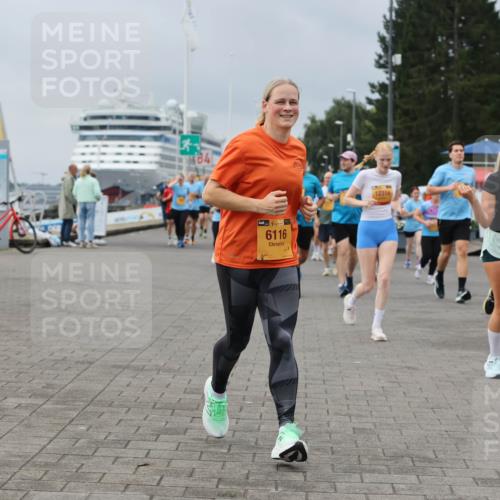 13.09.2026 - Kiel Lauf Andreas Tolksdorf http://msf.ph/oto/10413355 13.09.2026 10:04:04 Kiellinie 38, 6116, 12316, 12756 meine-sportfotos.de