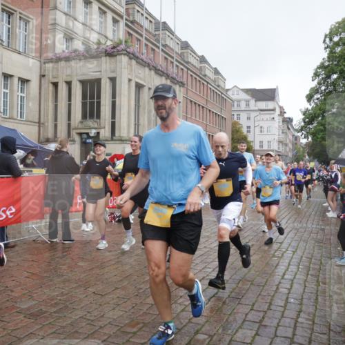 13.09.2026 - Kiel Lauf Yannick Fuchs http://msf.ph/oto/10413362 13.09.2026 10:44:57 Ziel 427, 451, 1181, 1323, 1606, 2189, 2952, 3591, 3753, 4829, 6298, 6731, 7327, 7765, 8198, 8941, 9326, 9917, 10388, 10572, 11473, 11731, 12240, 12543, 12620, 501, 688, 1275, 1335, 1357, 1377, 1751, 1753, 2189, 2289, 2488, 2545, 2659, 2837, 2920, 3009, 3134, 3152, 3282, 3980, 4033, 4243, 4432, 4532, 5294, 5420, 5567, 5599, 5697, 5699, 5778, 6194, 6229, 6580, 6637, 6711, 6959, 7122, 7279, 7468, 7677, 7701, 7910, 8445, 8669, 10082, 1482, 1590, 2391, 3285, 3796, 4588, 5220, 5361 meine-sportfotos.de