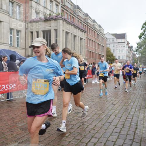 13.09.2026 - Kiel Lauf Yannick Fuchs http://msf.ph/oto/10413392 13.09.2026 10:44:58 Ziel 427, 451, 1181, 1323, 1606, 2952, 3591, 3753, 4829, 6298, 6731, 7327, 7765, 8198, 8941, 9326, 9702, 9703, 9917, 10388, 10572, 11473, 11731, 12240, 12543, 12670, 501, 688, 1275, 1335, 1357, 1377, 1751, 1753, 2189, 2289, 2488, 2545, 2659, 2837, 2920, 3009, 3134, 3152, 3282, 3980, 4033, 4243, 4432, 4532, 4829, 5294, 5420, 5567, 5599, 5699, 6194, 6580, 6637, 6711, 6959, 7122, 7279, 7468, 7677, 7701, 7910, 8445, 8669, 10082, 1482, 1590, 2391, 3285, 3796, 4588, 5220, 5361 meine-sportfotos.de