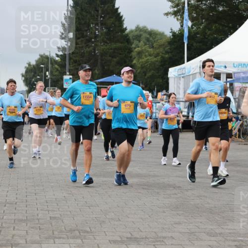 13.09.2026 - Kiel Lauf Andreas Tolksdorf http://msf.ph/oto/10413405 13.09.2026 10:04:07 Kiellinie 34, 4699, 4058, 11554, 974, 675, 8227, 10244, 1, 39, 12316 meine-sportfotos.de