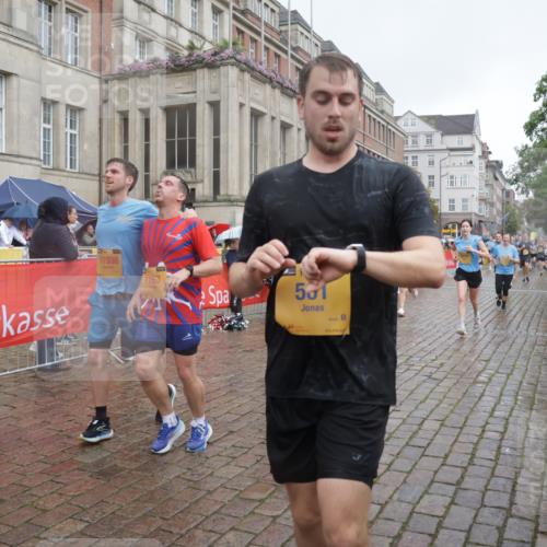 13.09.2026 - Kiel Lauf Yannick Fuchs http://msf.ph/oto/10413445 13.09.2026 10:45:03 Ziel 427, 451, 1181, 1606, 2410, 3753, 3872, 4044, 4681, 6298, 7327, 7765, 8198, 8941, 9702, 9703, 9917, 10388, 10526, 10572, 10666, 10986, 11473, 12670, 427, 501, 688, 1323, 1357, 1751, 1753, 2189, 2488, 2659, 2837, 2920, 2952, 3134, 3152, 3282, 3591, 3980, 4033, 4243, 4432, 4532, 4829, 5420, 5567, 5699, 6194, 6580, 6637, 6711, 6731, 7122, 7279, 7677, 7701, 7910, 8445, 8669, 9326, 10082, 10572, 1482, 1590, 2391, 3285, 3796, 4588, 5220, 5361 meine-sportfotos.de