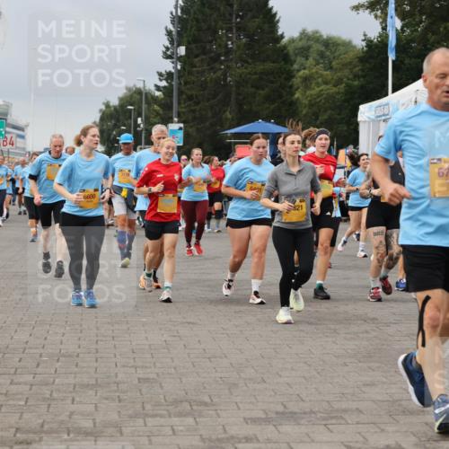 13.09.2026 - Kiel Lauf Andreas Tolksdorf http://msf.ph/oto/10413520 13.09.2026 10:04:15 Kiellinie 4, 6600, 6401, 3176, 821, 4478 meine-sportfotos.de