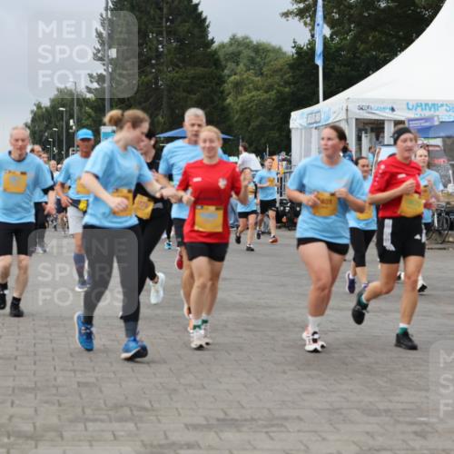 13.09.2026 - Kiel Lauf Andreas Tolksdorf http://msf.ph/oto/10413524 13.09.2026 10:04:17 Kiellinie 12821 meine-sportfotos.de