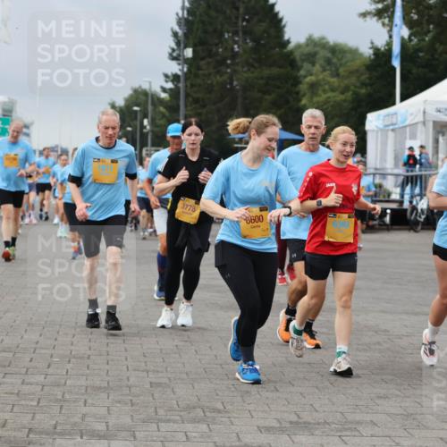 13.09.2026 - Kiel Lauf Andreas Tolksdorf http://msf.ph/oto/10413534 13.09.2026 10:04:17 Kiellinie 1811, 3778, 6600, 6393, 10679 meine-sportfotos.de