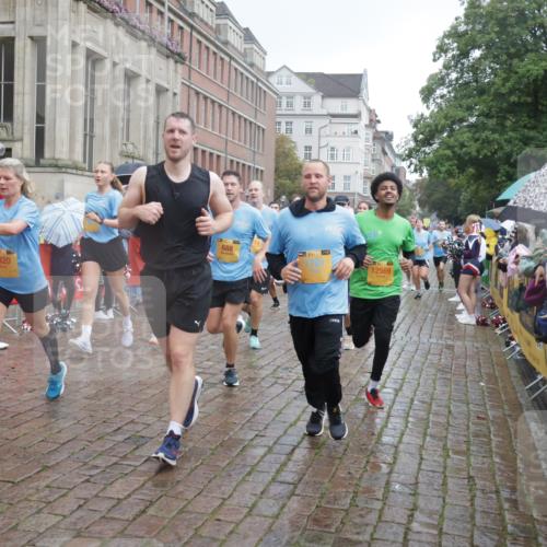 13.09.2026 - Kiel Lauf Yannick Fuchs http://msf.ph/oto/10413556 13.09.2026 10:45:13 Ziel 478, 979, 1482, 1575, 1590, 1703, 1878, 2391, 2410, 3285, 3796, 3872, 4044, 4588, 4681, 5220, 5296, 5361, 5600, 5763, 5764, 6799, 7631, 8457, 8744, 9378, 9702, 9703, 9956, 10183, 10526, 10666, 10915, 10986, 11541, 12670, 427, 451, 688, 1181, 1323, 1357, 1606, 1751, 1753, 2189, 2488, 2952, 3134, 3152, 3282, 3591, 3753, 4033, 4532, 4829, 5420, 5567, 6298, 6580, 6731, 7122, 7279, 7327, 7701, 7765, 7910, 8198, 8445, 8669, 8941, 9326, 9702, 9917, 10082, 10388, 10572, 461, 1682 meine-sportfotos.de