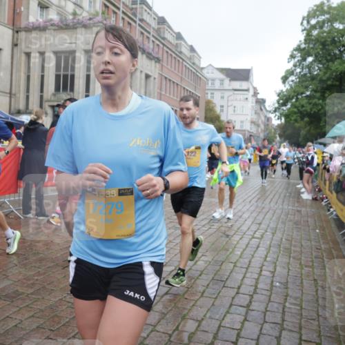 13.09.2026 - Kiel Lauf Yannick Fuchs http://msf.ph/oto/10413618 13.09.2026 10:45:17 Ziel 478, 979, 1482, 1575, 1590, 1703, 1878, 2391, 3263, 3264, 3285, 3628, 3796, 4168, 4588, 5220, 5296, 5361, 5365, 5600, 5763, 5764, 6799, 7620, 7631, 7795, 8457, 8744, 8788, 9378, 9845, 9956, 10183, 10666, 10915, 10948, 11541, 427, 451, 1181, 1323, 1357, 1606, 1753, 2189, 2410, 2488, 2952, 3134, 3152, 3282, 3591, 3753, 3872, 4044, 4681, 4829, 6298, 6731, 7122, 7279, 7327, 7765, 8198, 8445, 8669, 8941, 9326, 9702, 9917, 10082, 10388, 10572, 360, 461, 1682 meine-sportfotos.de