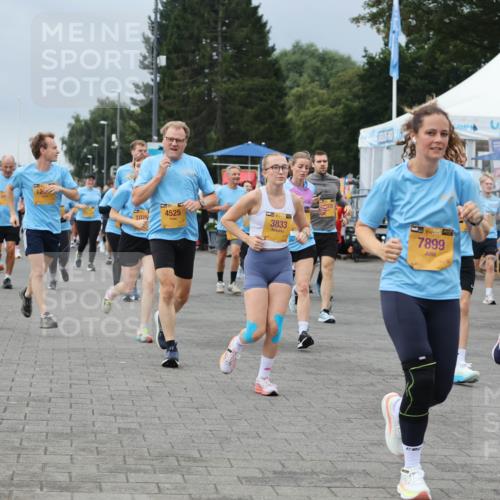 13.09.2026 - Kiel Lauf Andreas Tolksdorf http://msf.ph/oto/10413707 13.09.2026 10:04:27 Kiellinie 34, 4525, 1075, 2005, 38, 9242, 3833, 7899 meine-sportfotos.de