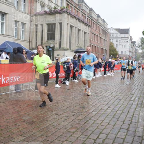 13.09.2026 - Kiel Lauf Yannick Fuchs http://msf.ph/oto/10413712 13.09.2026 10:45:27 Ziel 461, 1012, 1267, 1575, 1969, 2599, 2836, 3075, 3263, 3264, 3628, 4151, 4168, 4536, 4699, 4726, 5365, 5957, 6269, 6799, 7027, 7620, 7735, 7766, 7795, 8444, 8788, 9083, 9378, 9845, 9867, 9895, 10441, 10948, 11541, 11951, 12044, 12355, 12687, 427, 451, 478, 979, 1181, 1482, 1590, 1606, 1703, 1878, 2391, 2410, 3285, 3753, 3796, 3872, 4044, 4588, 4681, 5220, 5296, 5361, 5600, 5763, 5764, 6298, 7327, 7765, 8198, 8941, 9702, 9917, 10388, 10572, 360, 1015, 1682 meine-sportfotos.de