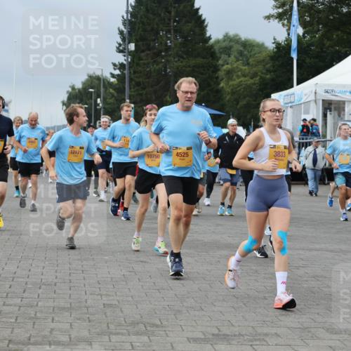 13.09.2026 - Kiel Lauf Andreas Tolksdorf http://msf.ph/oto/10413719 13.09.2026 10:04:28 Kiellinie 9987, 12171, 134, 90, 10750, 4525, 3833, 78 meine-sportfotos.de
