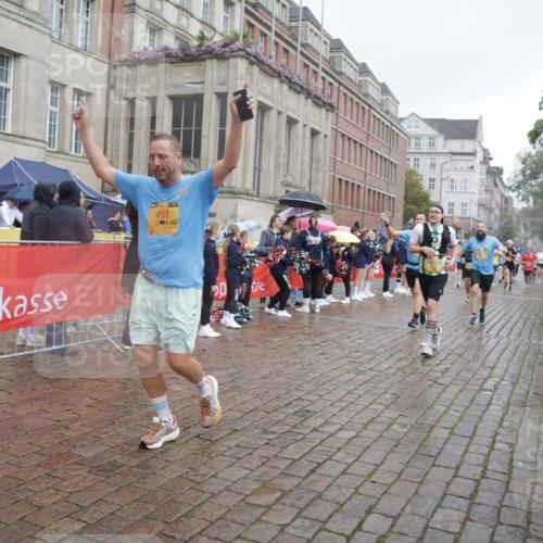 13.09.2026 - Kiel Lauf Yannick Fuchs http://msf.ph/oto/10413735 13.09.2026 10:45:29 Ziel 461, 1012, 1180, 1267, 1682, 1969, 2599, 2836, 3075, 3182, 3263, 3264, 3628, 3749, 4151, 4168, 4536, 4699, 4726, 5365, 5957, 6269, 6406, 7027, 7620, 7735, 7766, 7795, 8444, 8762, 8788, 9083, 9429, 9845, 9867, 9895, 10441, 10948, 11951, 12044, 12355, 12687, 451, 478, 979, 1181, 1482, 1575, 1590, 1606, 1703, 1878, 2391, 2410, 3285, 3753, 3796, 3872, 4044, 4588, 4681, 5220, 5296, 5361, 5600, 5763, 5764, 6298, 6799, 7327, 7765, 8198, 8941, 9702, 9917, 10388, 360, 1015 meine-sportfotos.de
