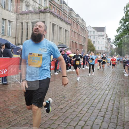 13.09.2026 - Kiel Lauf Yannick Fuchs http://msf.ph/oto/10413769 13.09.2026 10:45:31 Ziel 360, 461, 1012, 1180, 1267, 1682, 1969, 2599, 2836, 3075, 3182, 3263, 3264, 3628, 3749, 4151, 4168, 4536, 4699, 4726, 5365, 5957, 6269, 6406, 7027, 7620, 7735, 7766, 8444, 8762, 8788, 9083, 9429, 9867, 9895, 9914, 10441, 11951, 12044, 12355, 12687, 478, 979, 1181, 1482, 1575, 1590, 1606, 1703, 1878, 2391, 2410, 3263, 3264, 3285, 3753, 3796, 3872, 4044, 4588, 4681, 5220, 5296, 5361, 5600, 5763, 5764, 6298, 6799, 7765, 8198, 8941, 9702, 9917, 10388, 1015 meine-sportfotos.de