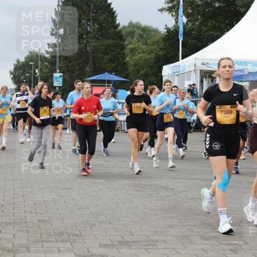 13.09.2026 - Kiel Lauf Andreas Tolksdorf http://msf.ph/oto/10413822 13.09.2026 10:04:40 Kiellinie 13, 4, 11007, 6307, 299, 1, 39, 7389, 1384, 8914 meine-sportfotos.de