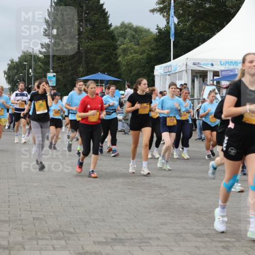 13.09.2026 - Kiel Lauf Andreas Tolksdorf http://msf.ph/oto/10413828 13.09.2026 10:04:40 Kiellinie 4, 11007, 2994, 3333 meine-sportfotos.de