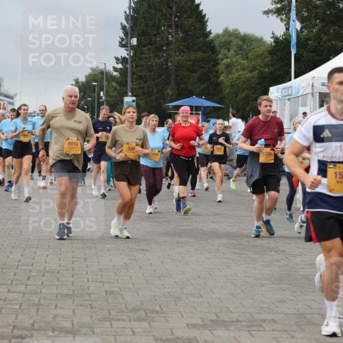 13.09.2026 - Kiel Lauf Andreas Tolksdorf http://msf.ph/oto/10413921 13.09.2026 10:04:48 Kiellinie 11087, 4, 10, 1605, 9916, 1228, 586, 2696, 1518 meine-sportfotos.de
