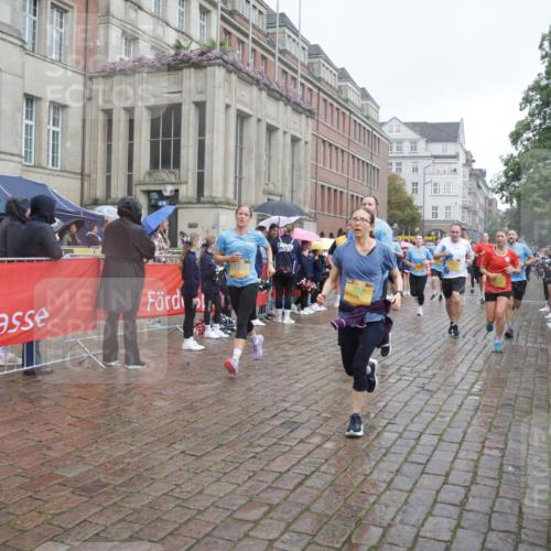 13.09.2026 - Kiel Lauf Yannick Fuchs http://msf.ph/oto/10413937 13.09.2026 10:45:42 Ziel 360, 1015, 1065, 1180, 1229, 1484, 1537, 1682, 1752, 2563, 3182, 3347, 3608, 3749, 3807, 4586, 5072, 5205, 5278, 6406, 7027, 7503, 7889, 8203, 8282, 8442, 8731, 8762, 8816, 9083, 9429, 9727, 9770, 9774, 9895, 9914, 10077, 10149, 10407, 11745, 461, 478, 979, 1012, 1267, 1482, 1575, 1590, 1703, 1878, 1969, 2391, 2599, 2836, 3075, 3263, 3264, 3285, 3628, 3796, 4151, 4168, 4536, 4588, 4699, 4726, 5220, 5296, 5361, 5365, 5600, 5763, 5764, 5957, 6269, 6799 meine-sportfotos.de
