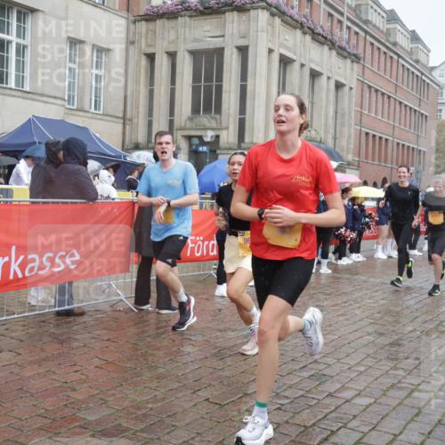 13.09.2026 - Kiel Lauf Yannick Fuchs http://msf.ph/oto/10414000 13.09.2026 10:45:46 Ziel 499, 1015, 1065, 1229, 1484, 1537, 1725, 1752, 2421, 2563, 3347, 3608, 3807, 4586, 5072, 5205, 5278, 7503, 7889, 8203, 8282, 8442, 8731, 8816, 9727, 9770, 9774, 9914, 10077, 10149, 10407, 11745, 12150, 12224, 360, 461, 1012, 1180, 1267, 1482, 1575, 1590, 1682, 1969, 2391, 2599, 2836, 3075, 3182, 3263, 3264, 3285, 3628, 3749, 3796, 4151, 4168, 4536, 4588, 4699, 4726, 5220, 5361, 5365, 5600, 5763, 5957, 6269, 6406, 6799, 498, 550, 9207, 1482 meine-sportfotos.de