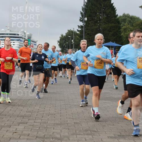 13.09.2026 - Kiel Lauf Andreas Tolksdorf http://msf.ph/oto/10414033 13.09.2026 10:04:55 Kiellinie 2254, 10660, 10055, 7157 meine-sportfotos.de