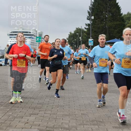 13.09.2026 - Kiel Lauf Andreas Tolksdorf http://msf.ph/oto/10414050 13.09.2026 10:04:56 Kiellinie 39, 7157, 7045, 1, 39, 10055, 2254, 407 meine-sportfotos.de