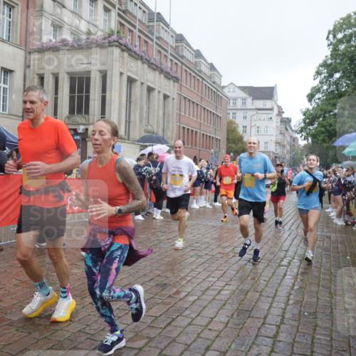 13.09.2026 - Kiel Lauf Yannick Fuchs http://msf.ph/oto/10414065 13.09.2026 10:45:50 Ziel 123, 499, 1015, 1065, 1229, 1484, 1537, 1725, 2421, 2563, 3608, 3807, 5072, 5205, 5278, 7503, 7889, 8203, 8442, 8731, 8816, 9727, 9770, 9774, 9843, 10046, 10077, 10149, 10407, 10569, 11745, 12150, 12224, 360, 461, 1012, 1180, 1267, 1575, 1590, 1682, 1752, 1969, 2391, 2599, 2836, 3075, 3182, 3263, 3264, 3285, 3347, 3628, 3749, 3796, 4151, 4168, 4536, 4586, 4699, 4726, 5365, 5957, 6269, 6406, 6799, 8282, 498, 550, 9207, 1482, 1590 meine-sportfotos.de