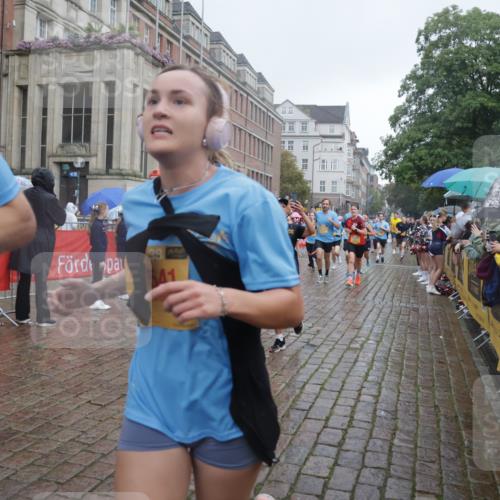 13.09.2026 - Kiel Lauf Yannick Fuchs http://msf.ph/oto/10414092 13.09.2026 10:45:52 Ziel 123, 499, 1065, 1229, 1537, 1725, 2421, 2563, 3608, 3807, 5205, 5278, 7503, 7889, 8203, 8655, 8731, 8816, 9770, 9774, 9843, 10046, 10077, 10407, 10569, 11745, 12150, 12224, 12748, 360, 461, 1012, 1015, 1065, 1180, 1267, 1484, 1575, 1682, 1752, 1969, 2599, 2836, 3075, 3182, 3263, 3264, 3347, 3628, 3749, 3807, 4151, 4168, 4536, 4586, 4699, 4726, 5072, 5278, 5365, 5957, 6269, 6406, 6799, 8282, 8442, 8731, 498, 550, 9207, 1482, 1590 meine-sportfotos.de