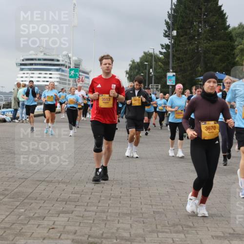 13.09.2026 - Kiel Lauf Andreas Tolksdorf http://msf.ph/oto/10414110 13.09.2026 10:05:00 Kiellinie 1091, 4, 3513, 3413, 10996, 3670, 4980, 7045 meine-sportfotos.de