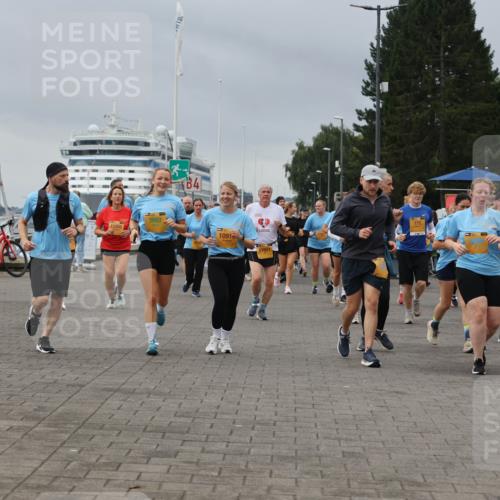 13.09.2026 - Kiel Lauf Andreas Tolksdorf http://msf.ph/oto/10414153 13.09.2026 10:05:04 Kiellinie 84, 3607, 10910, 11621, 775, 6805 meine-sportfotos.de