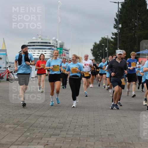 13.09.2026 - Kiel Lauf Andreas Tolksdorf http://msf.ph/oto/10414157 13.09.2026 10:05:04 Kiellinie 11208, 10916, 11621, 775, 6805 meine-sportfotos.de