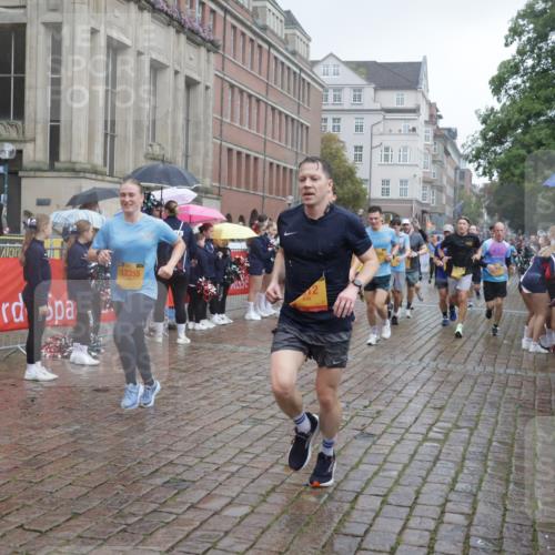 13.09.2026 - Kiel Lauf Yannick Fuchs http://msf.ph/oto/10414159 13.09.2026 10:45:57 Ziel 123, 499, 665, 1725, 2421, 3781, 3844, 5348, 5564, 6385, 7073, 8403, 8551, 8655, 8816, 8881, 9375, 9843, 10046, 10569, 10735, 11670, 11745, 11822, 12150, 12224, 12748, 360, 461, 1012, 1015, 1065, 1180, 1229, 1267, 1484, 1537, 1682, 1752, 1969, 2563, 2599, 2836, 3075, 3182, 3347, 3608, 3628, 3749, 3807, 4151, 4168, 4536, 4586, 4699, 4726, 5072, 5205, 5278, 5365, 5957, 6269, 6406, 7503, 7889, 8203, 8282, 8442, 8731, 8816, 498, 550, 9207, 1590 meine-sportfotos.de