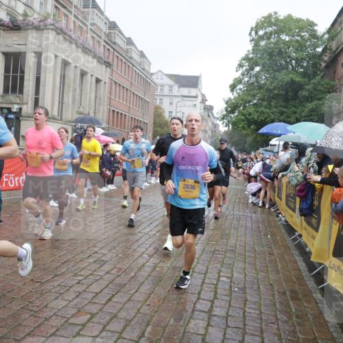 13.09.2026 - Kiel Lauf Yannick Fuchs http://msf.ph/oto/10414199 13.09.2026 10:46:00 Ziel 123, 498, 550, 665, 1030, 1374, 1582, 2421, 3781, 3844, 5348, 5510, 5515, 5564, 6385, 6436, 6980, 7073, 7772, 8403, 8551, 8561, 8655, 8881, 9207, 9375, 9715, 9843, 10046, 10569, 10615, 10735, 10809, 10975, 11670, 11822, 12748, 360, 461, 499, 1015, 1065, 1180, 1229, 1267, 1484, 1537, 1682, 1725, 1752, 1969, 2563, 2599, 2836, 3075, 3182, 3347, 3608, 3749, 3807, 4151, 4536, 4586, 4699, 4726, 5072, 5205, 5278, 5957, 6269, 6406, 7503, 7889, 8203, 8282, 8442, 8731, 8816 meine-sportfotos.de