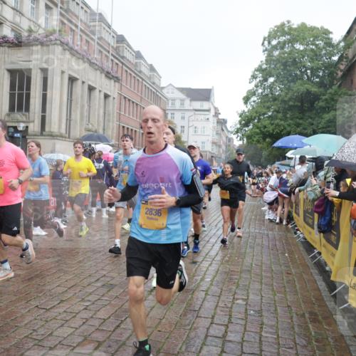 13.09.2026 - Kiel Lauf Yannick Fuchs http://msf.ph/oto/10414204 13.09.2026 10:46:00 Ziel 123, 498, 550, 665, 1030, 1374, 1582, 2421, 3781, 3844, 5348, 5510, 5515, 5564, 6385, 6436, 6980, 7073, 7772, 8403, 8551, 8561, 8655, 8881, 9207, 9375, 9715, 9843, 10046, 10569, 10615, 10735, 10809, 10975, 11670, 11822, 12748, 360, 461, 499, 1015, 1065, 1180, 1229, 1267, 1484, 1537, 1682, 1725, 1752, 1969, 2563, 2599, 2836, 3075, 3182, 3347, 3608, 3749, 3807, 4151, 4536, 4586, 4699, 4726, 5072, 5205, 5278, 5957, 6269, 6406, 7503, 7889, 8203, 8282, 8442, 8731, 8816 meine-sportfotos.de