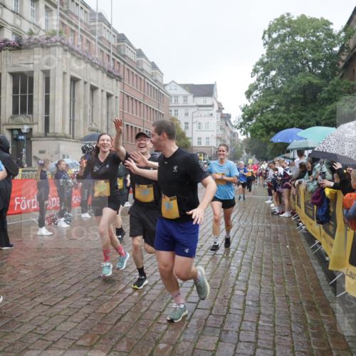 13.09.2026 - Kiel Lauf Yannick Fuchs http://msf.ph/oto/10414302 13.09.2026 10:46:07 Ziel 272, 498, 550, 665, 1030, 1374, 1582, 3781, 3844, 5348, 5510, 5515, 5564, 6385, 6436, 6980, 7073, 7241, 7772, 7939, 8403, 8551, 8561, 8655, 8881, 9207, 9375, 9715, 10050, 10615, 10735, 10809, 10975, 11670, 11822, 12481, 123, 360, 499, 1015, 1065, 1180, 1229, 1484, 1537, 1682, 1725, 1752, 2421, 2563, 3182, 3347, 3608, 3749, 3807, 4586, 5072, 5205, 5278, 6406, 7503, 7889, 8203, 8282, 8442, 8655, 8731, 8816, 6269 meine-sportfotos.de