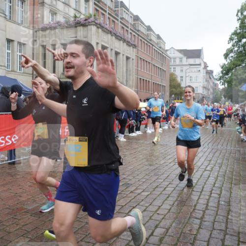 13.09.2026 - Kiel Lauf Yannick Fuchs http://msf.ph/oto/10414320 13.09.2026 10:46:08 Ziel 272, 498, 550, 665, 1030, 1374, 1582, 3422, 3781, 3844, 5017, 5348, 5510, 5515, 5564, 6385, 6436, 6980, 7073, 7241, 7772, 7939, 8310, 8403, 8551, 8561, 8881, 9207, 9375, 9715, 10050, 10615, 10735, 10809, 10975, 11670, 11822, 12077, 12306, 12481, 123, 360, 499, 1015, 1065, 1180, 1229, 1484, 1537, 1682, 1725, 1752, 2421, 2563, 3182, 3347, 3608, 3749, 3807, 4586, 5072, 5205, 5278, 6406, 7503, 7889, 8203, 8282, 8442, 8655, 8731, 8816, 6269 meine-sportfotos.de