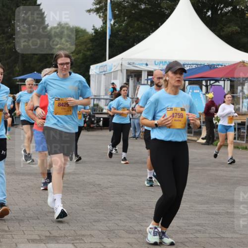 13.09.2026 - Kiel Lauf Andreas Tolksdorf http://msf.ph/oto/10414323 13.09.2026 10:05:17 Kiellinie 2503, 39, 8429, 4759 meine-sportfotos.de