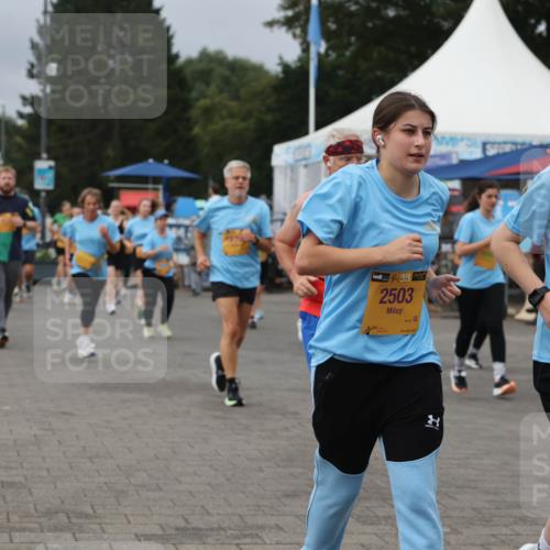 13.09.2026 - Kiel Lauf Andreas Tolksdorf http://msf.ph/oto/10414342 13.09.2026 10:05:18 Kiellinie 38, 2503, 48, 8429 meine-sportfotos.de