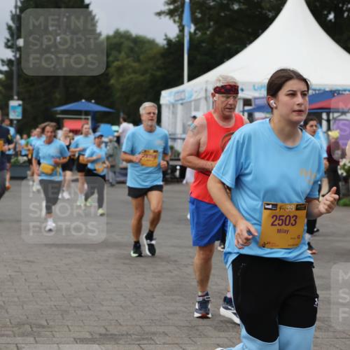 13.09.2026 - Kiel Lauf Andreas Tolksdorf http://msf.ph/oto/10414346 13.09.2026 10:05:18 Kiellinie 38, 2503, 4, 38, 8425 meine-sportfotos.de