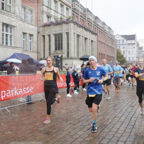 13.09.2026 - Kiel Lauf Yannick Fuchs http://msf.ph/oto/10414378 13.09.2026 10:46:12 Ziel 272, 498, 550, 665, 1013, 1030, 1374, 1582, 2448, 2776, 3422, 4397, 4516, 5017, 5348, 5421, 5510, 5515, 5564, 6436, 6980, 7044, 7241, 7772, 7840, 7939, 8310, 8561, 9207, 9361, 9715, 10050, 10615, 10699, 10809, 10975, 11642, 12077, 12306, 12481, 123, 499, 665, 1015, 1065, 1229, 1484, 1537, 1725, 1752, 2421, 2563, 3347, 3608, 3781, 3807, 3844, 4586, 5072, 5205, 5278, 5348, 5564, 6385, 7073, 7503, 7889, 8203, 8282, 8403, 8442, 8551, 8655, 8731, 8816, 8881, 9375, 6269 meine-sportfotos.de