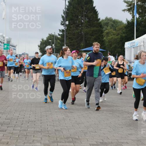 13.09.2026 - Kiel Lauf Andreas Tolksdorf http://msf.ph/oto/10414385 13.09.2026 10:05:21 Kiellinie 13, 4870, 9552, 553, 2697, 415 meine-sportfotos.de