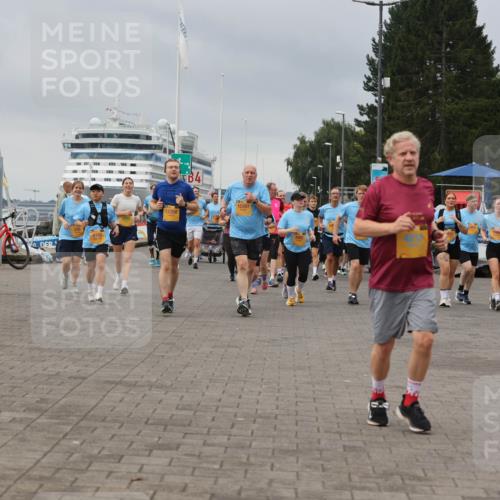 13.09.2026 - Kiel Lauf Andreas Tolksdorf http://msf.ph/oto/10414466 13.09.2026 10:05:25 Kiellinie 248, 6193, 12356, 4, 10397 meine-sportfotos.de